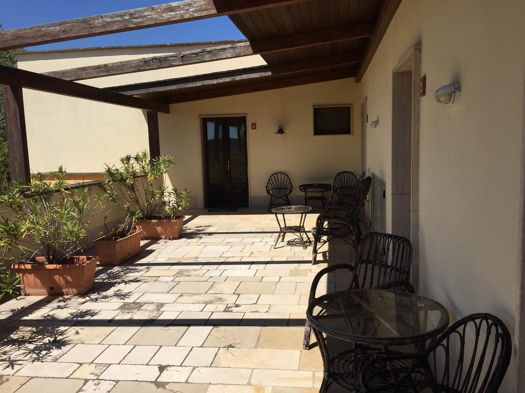 Agritria Di Umberto Anglisani Villa Ostuni Ruang foto